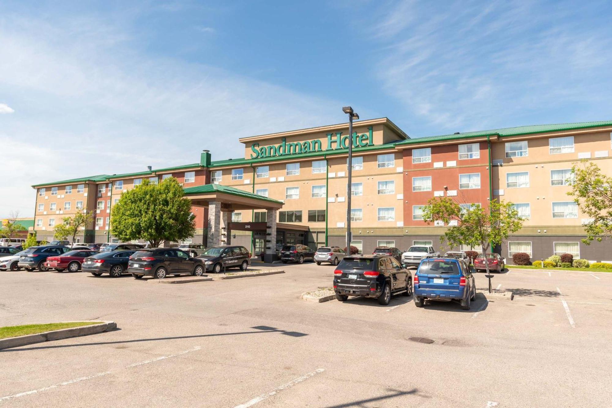 Sandman Hotel Saskatoon Exterior photo