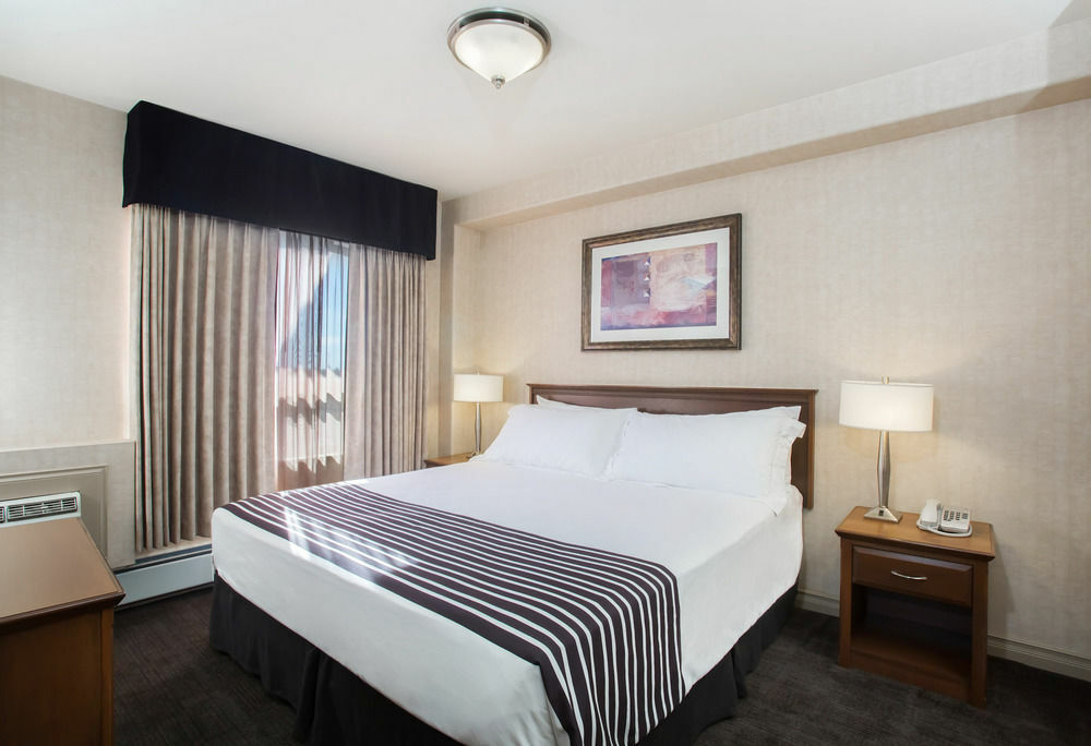 Sandman Hotel Saskatoon Exterior photo